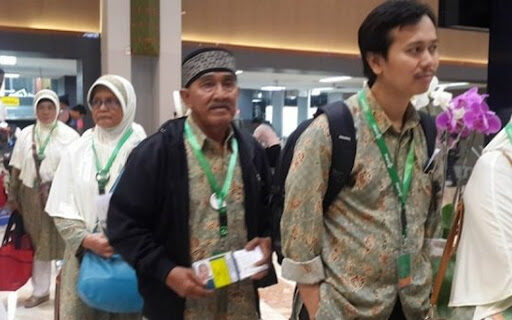 Kisah-Tukang-Ojek-Bayar-Seikhlasnya-yang-bisa-pergi-Umroh