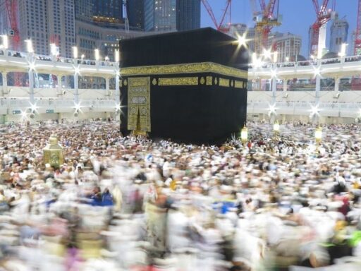 Mengapa kita harus umroh dan haji?